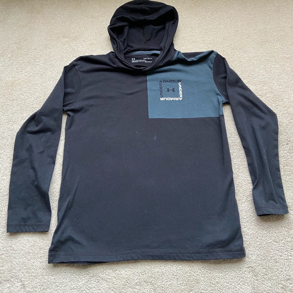 Youth Large Under Armor T-Shirt Hoodie